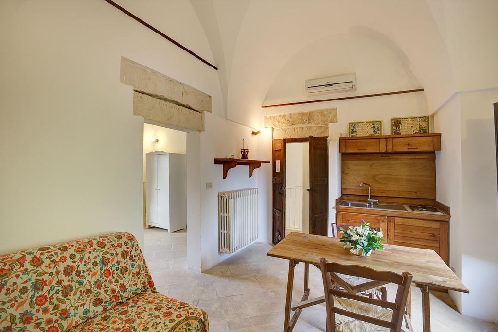 Tenuta Sant'Andrea Giuggianello Quarto foto